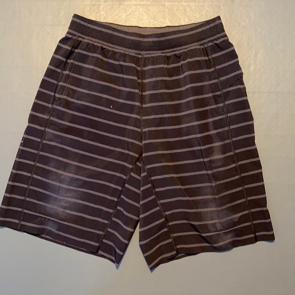 lululemon core shorts (men’s)